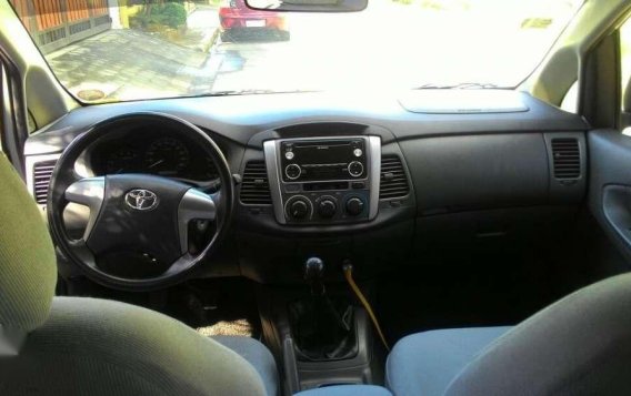 2015 Toyota Innova E for sale-3