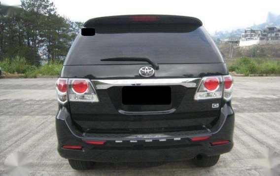 2014 Toyota Fortuner Diesel AT FOR SALE-9
