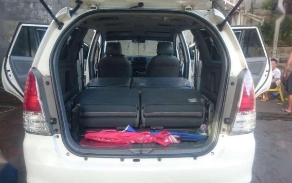 Toyota Innova 2010 for sale-3