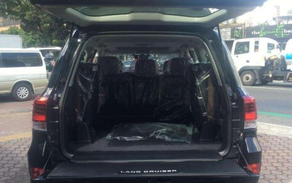 Toyota Land Cruiser Excalibur Edition 2019 Brand New-7