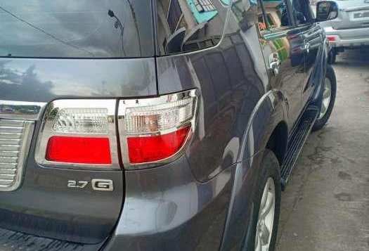 TOYOTA Fortuner g matic gas 010-3