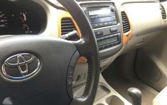 Toyota Innova 2.5V 2011 for sale-8