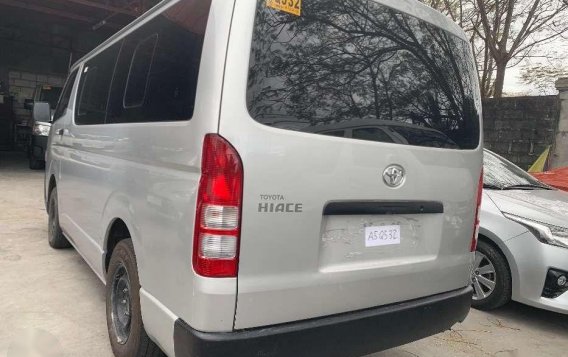 2018 TOYOTA Hiace Commuter 3.0 Manual Silver