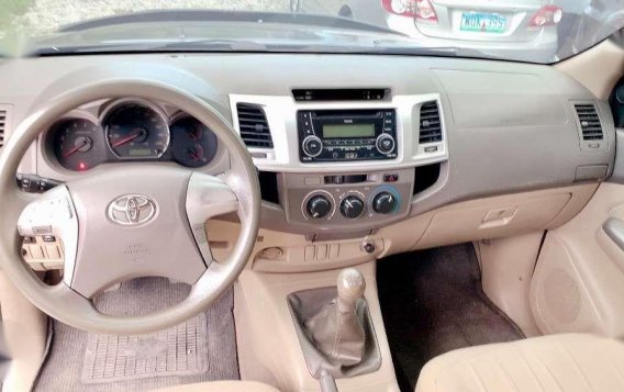 Toyota HILUX 2012 for sale-7