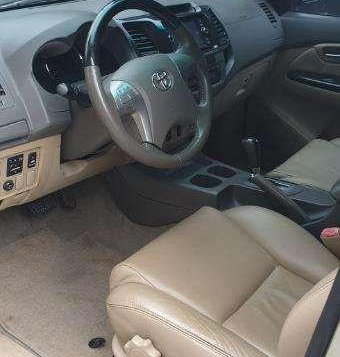 2013 Toyota Fortuner 2.7G for sale-5