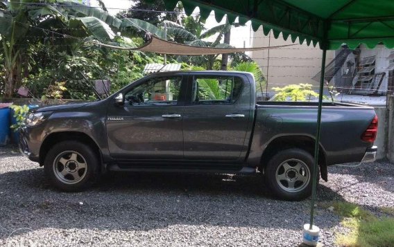 2015 Toyota Hilux G for sale-1