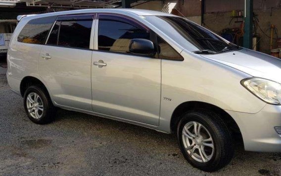 Toyota Innova J MT 2008 for sale