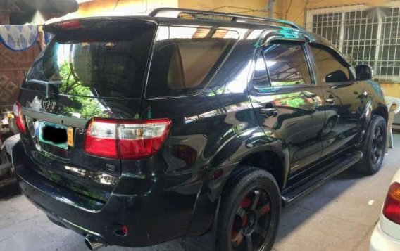 Toyota Fortuner 2010 for sale-4