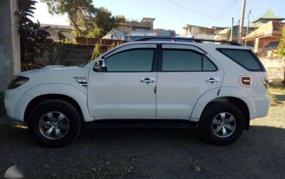 Toyota Fortuner V Top of the line Working 4x4. 2005-2