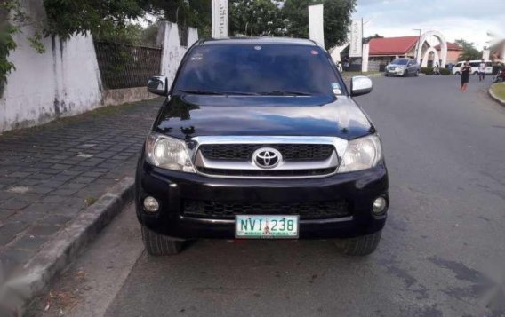 Toyota Hilux 2009 2x4 G model for sale