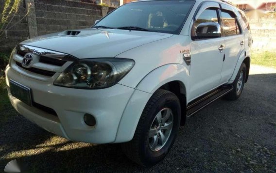 Toyota Fortuner V Top of the line Working 4x4. 2005-1