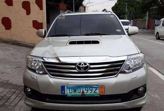2013 Toyota Fortuner 2.5 G AT Diesel 4x2 FOR SALE-1