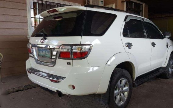 Toyota Fortuner 2010 for sale-5