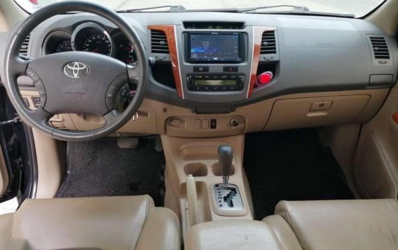 TOYOTA FORTUNER G 2011 for sale-4