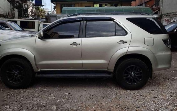 Toyota Fortuner 2.5 v D4D turbo Diesel A/T-1