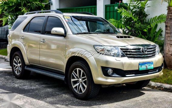 2014 Toyota Fortuner V 4x4 for sale-4