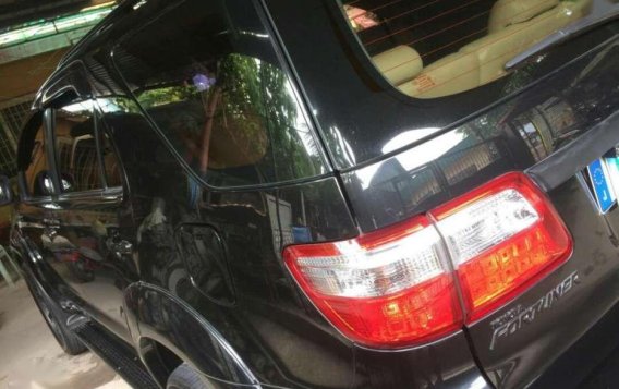 Toyota Fortuner 2010 for sale-1