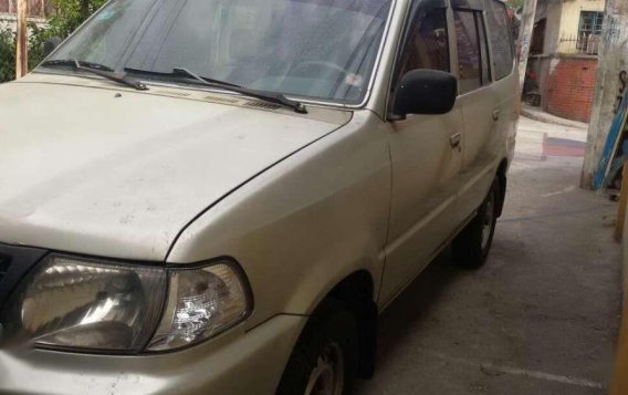 TOYOTA Revo diesel dlx model 2003 FOR SALE