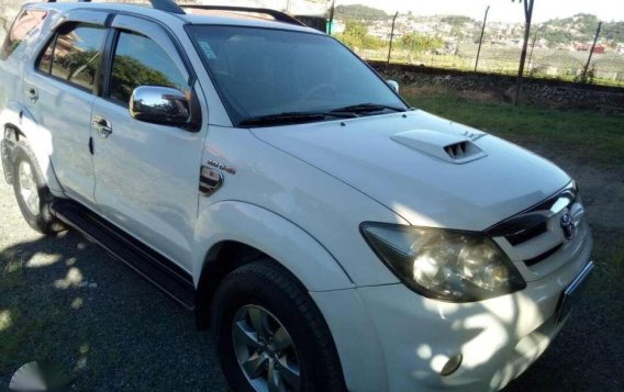 Toyota Fortuner V Top of the line Working 4x4. 2005