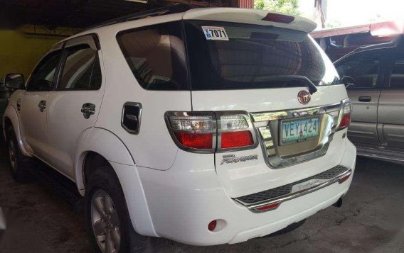 Toyota Fortuner 2010 for sale-4