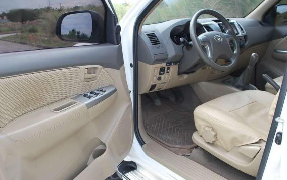 2013 Toyota Hilux G for sale-5