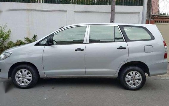 Toyota Innova 2012 for sale-2