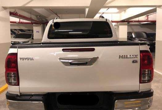 Toyota Hilux 2016 AT for sale-3