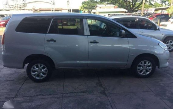 2012 Toyota Innova 2.0 E AT-4