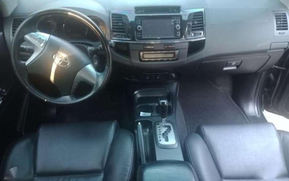 FOR SALE 2015 Toyota Fortuner V 4x2 AT-7