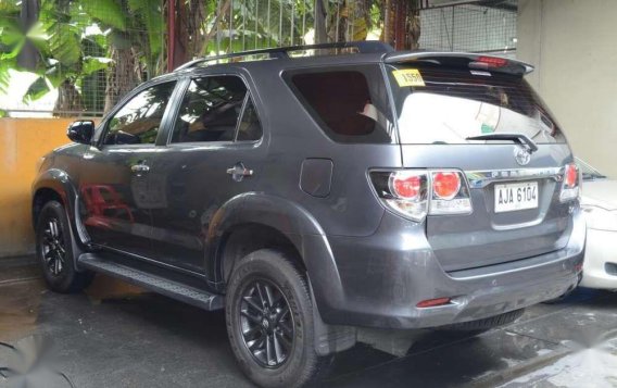 Toyota Fortuner v 2014 for sale