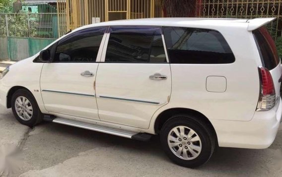 TOYOTA INNOVA 2010 model FRESH IN AND OUT-2