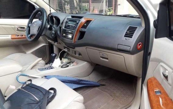 For sale Toyota Fortuner G 2.5 turbo diesel 2010 matic-4