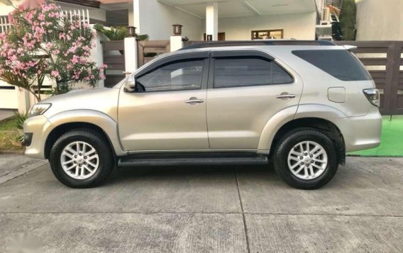 2012 Toyota Fortuner V for sale-1