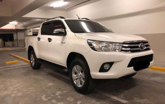 Toyota Hilux 2016 AT for sale