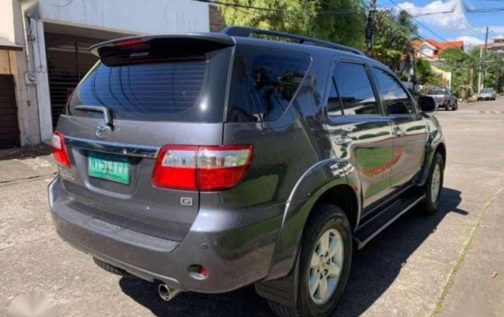 1st owned 2010 Toyota Fortuner G Automatic