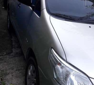 Toyota Innova E FOR SALE-4