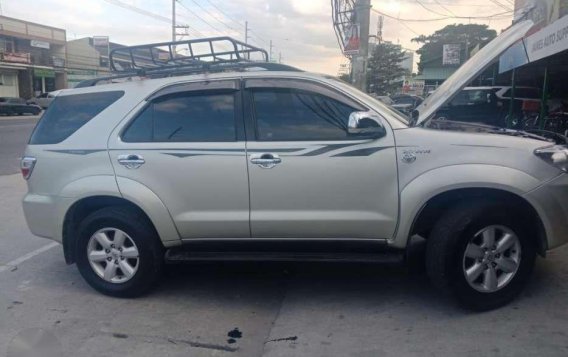 Toyota Fortuner 2010 for sale-7