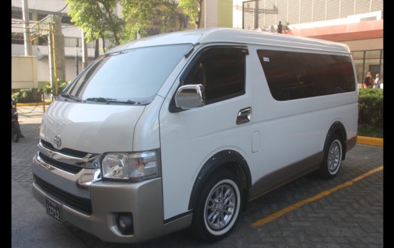 2017 Toyota Hiace GL Grandia AT Diesel