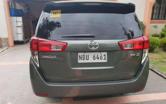 Toyota Innova G 2017 for sale-4