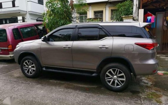 2016 TOYOTA Fortuner V FOR SALE