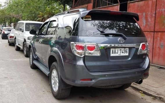 Toyota Fortuner 2013 4x2 FOR SALE-4