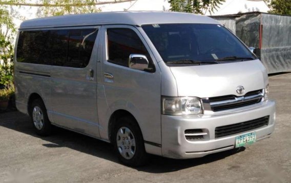 Like new Toyota Hiace for sale-3