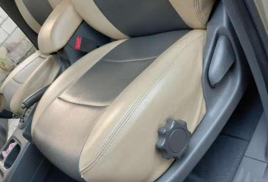 Toyota Innova E matic 2013 for sale-5