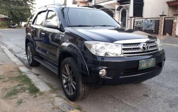 2009 Toyota Fortuner for sale-1