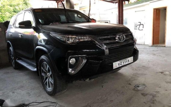 2017 Toyota Fortuner 2.8 V4x4 Automatic Black Color-1