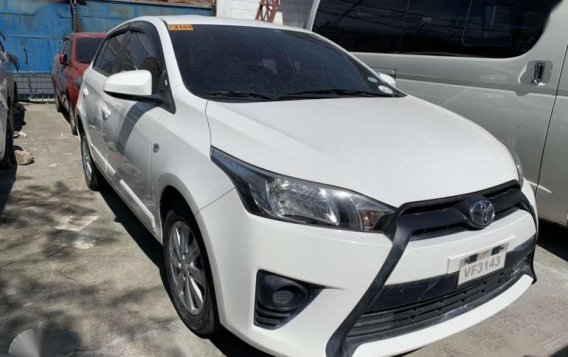 2016 TOYOTA Yaris 13 E Automatic F White