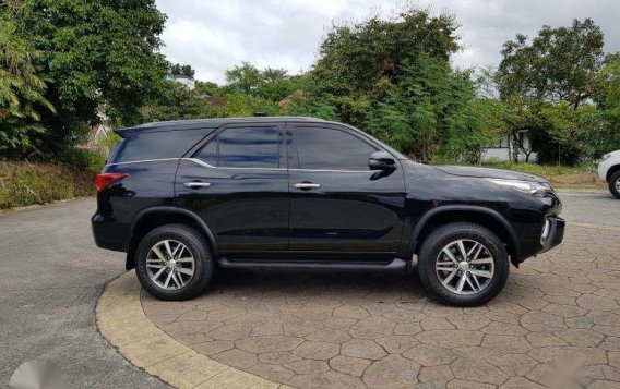 For sale BRAND NEW Toyota Fortuner 4X4 BULLETPROOF -1