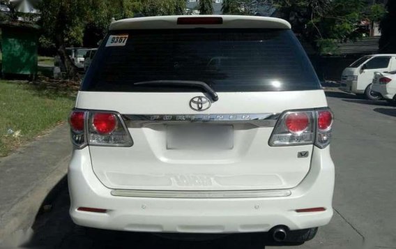 RUSH SALE 2014 Toyota Fortuner 2.5V Automatic-7