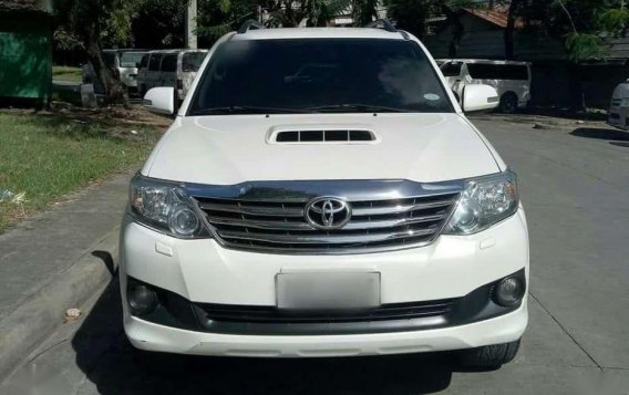 RUSH SALE 2014 Toyota Fortuner 2.5V Automatic-2