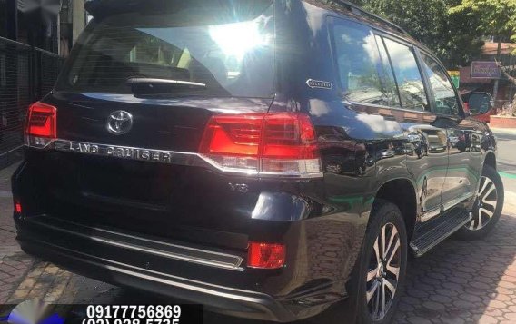 2019 Toyota Land Cruiser for sale-4